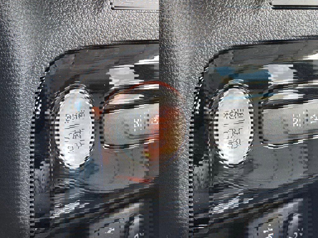 New 2025 Ford Escape SE w/ PHEV Premium Package image 6