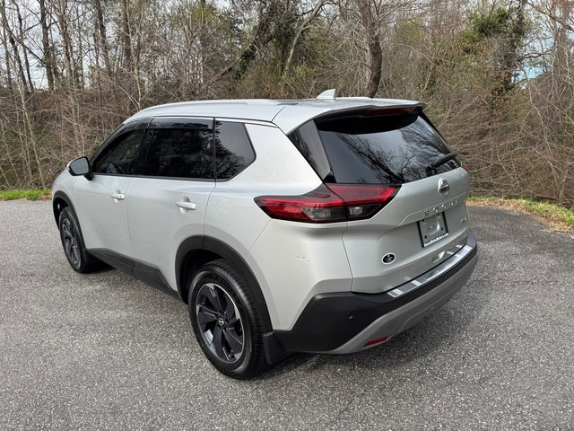 Used 2021 Nissan Rogue SV w/ Premium Package FWD image 8