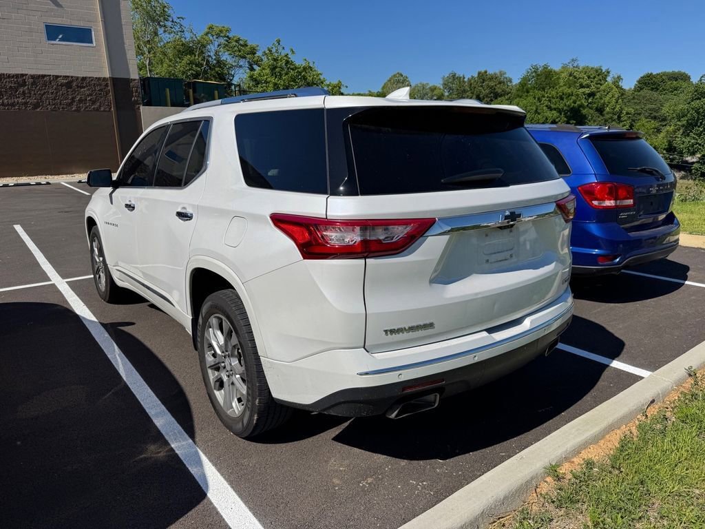 Used 2018 Chevrolet Traverse Premier w/ Driver Confidence II Package FWD image 20