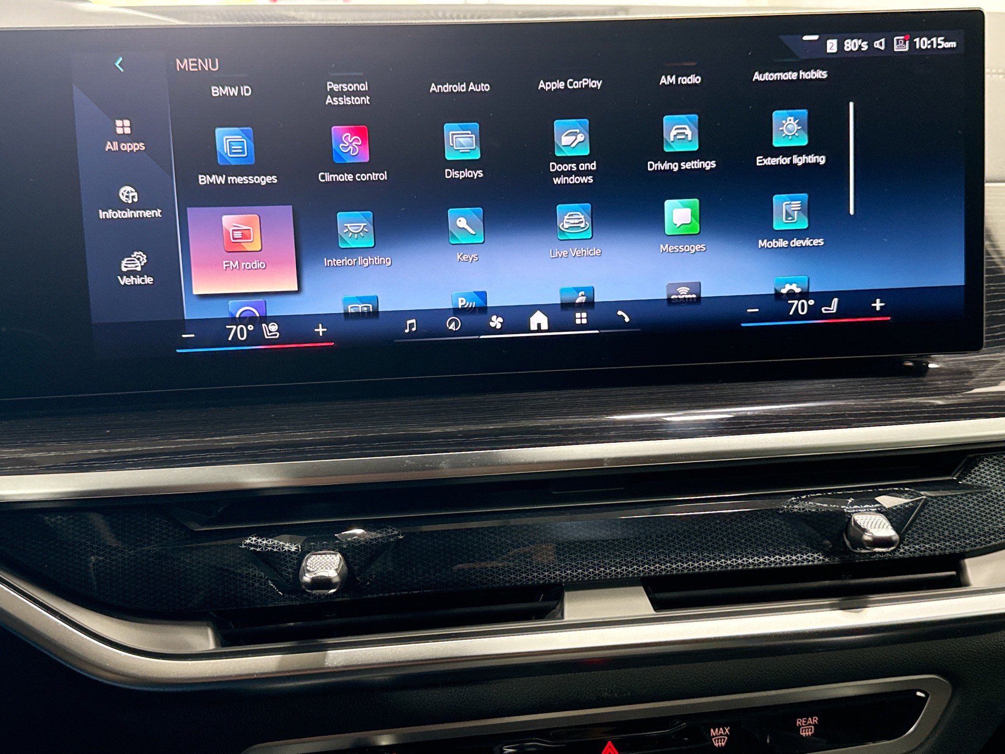 Used 2025 BMW X6 xDrive40i w/ Premium Package image 29