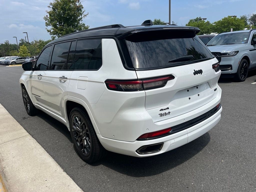Used 2023 Jeep Grand Cherokee L Summit AWD/4WD image 6