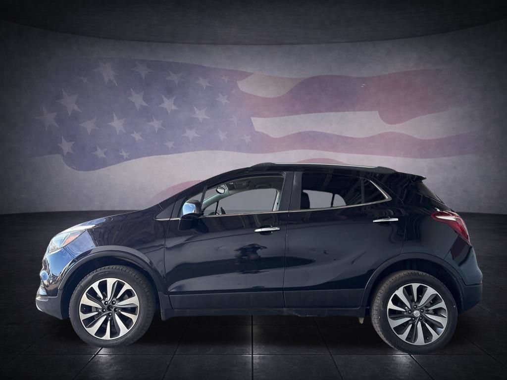 Used 2022 Buick Encore Preferred AWD/4WD image 2