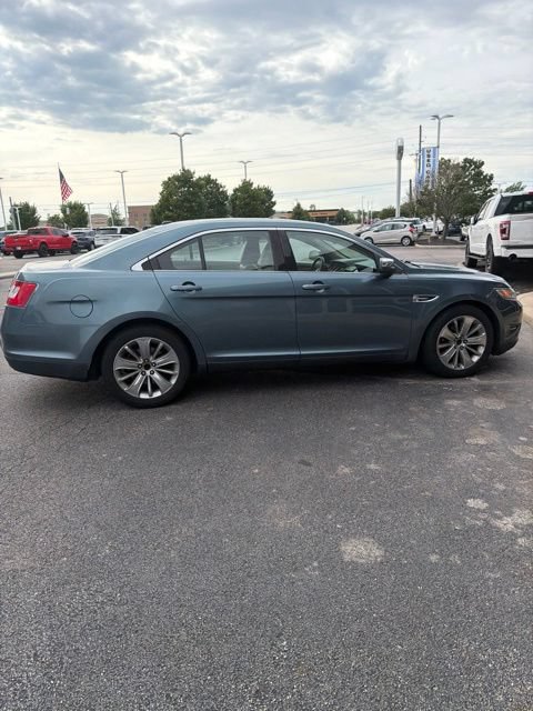 Used 2010 Ford Taurus Limited FWD image 5