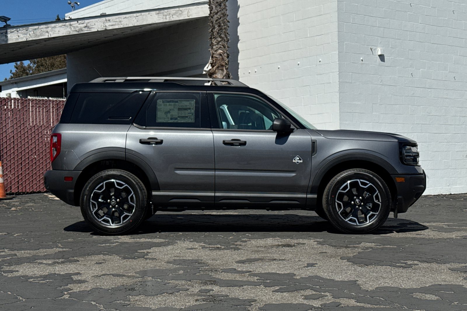 New 2026 Ford Bronco Sport Outer Banks w/ Outer Banks Tech Package+ AWD/4WD image 2