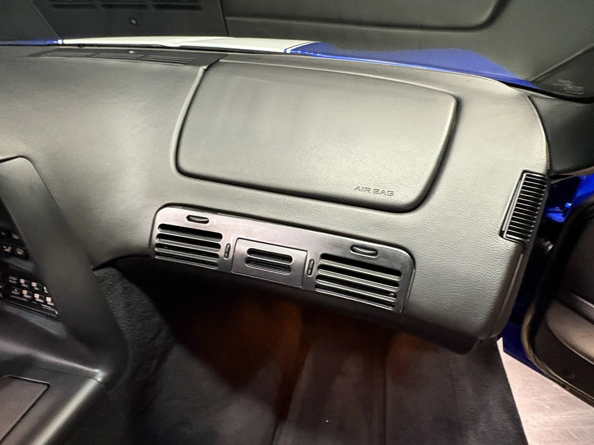 Used 1996 Chevrolet Corvette Convertible RWD image 32