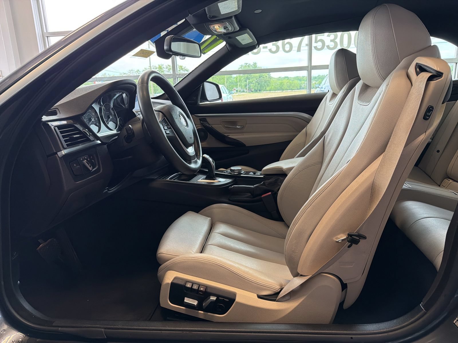 Used 2017 BMW 440i Convertible RWD image 11
