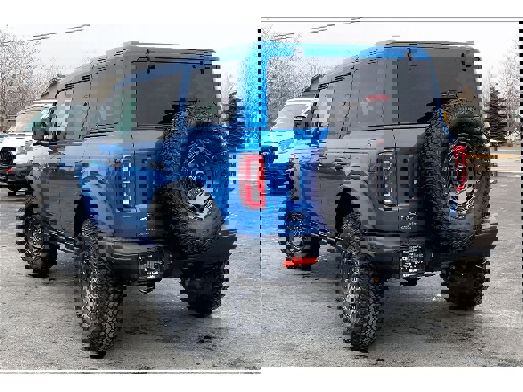 New 2025 Ford Bronco Badlands w/ Sasquatch Package image 3