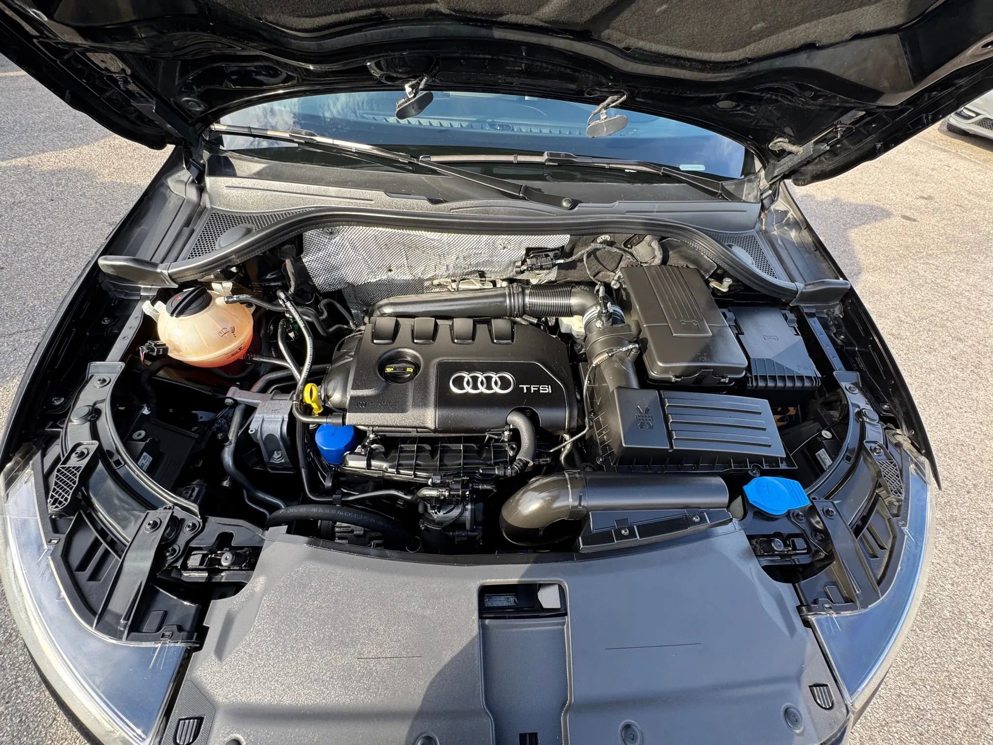 Used 2015 Audi Q3 2.0T Prestige w/ Prestige Package image 38