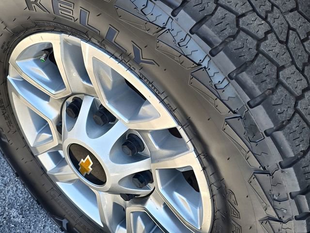 Used 2022 Chevrolet Silverado 2500 LT w/ Snow Plow Prep/Camper Package AWD/4WD image 13