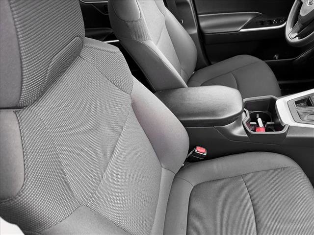 Certified 2025 Toyota RAV4 LE AWD/4WD image 19