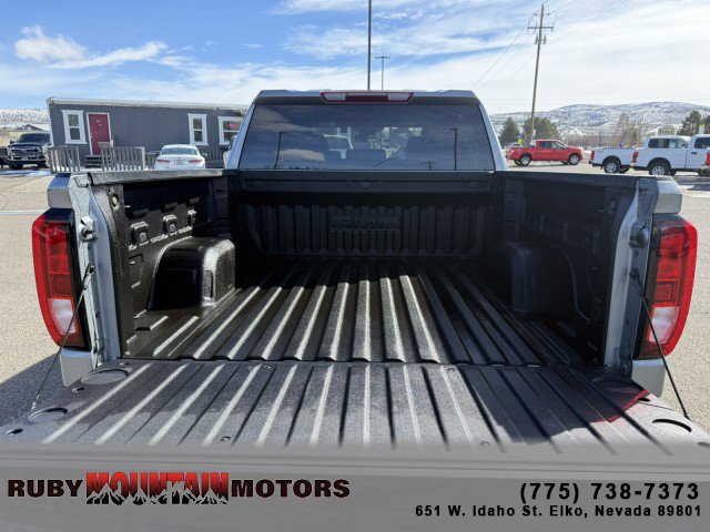 Used 2025 GMC Sierra 1500 SLE image 7