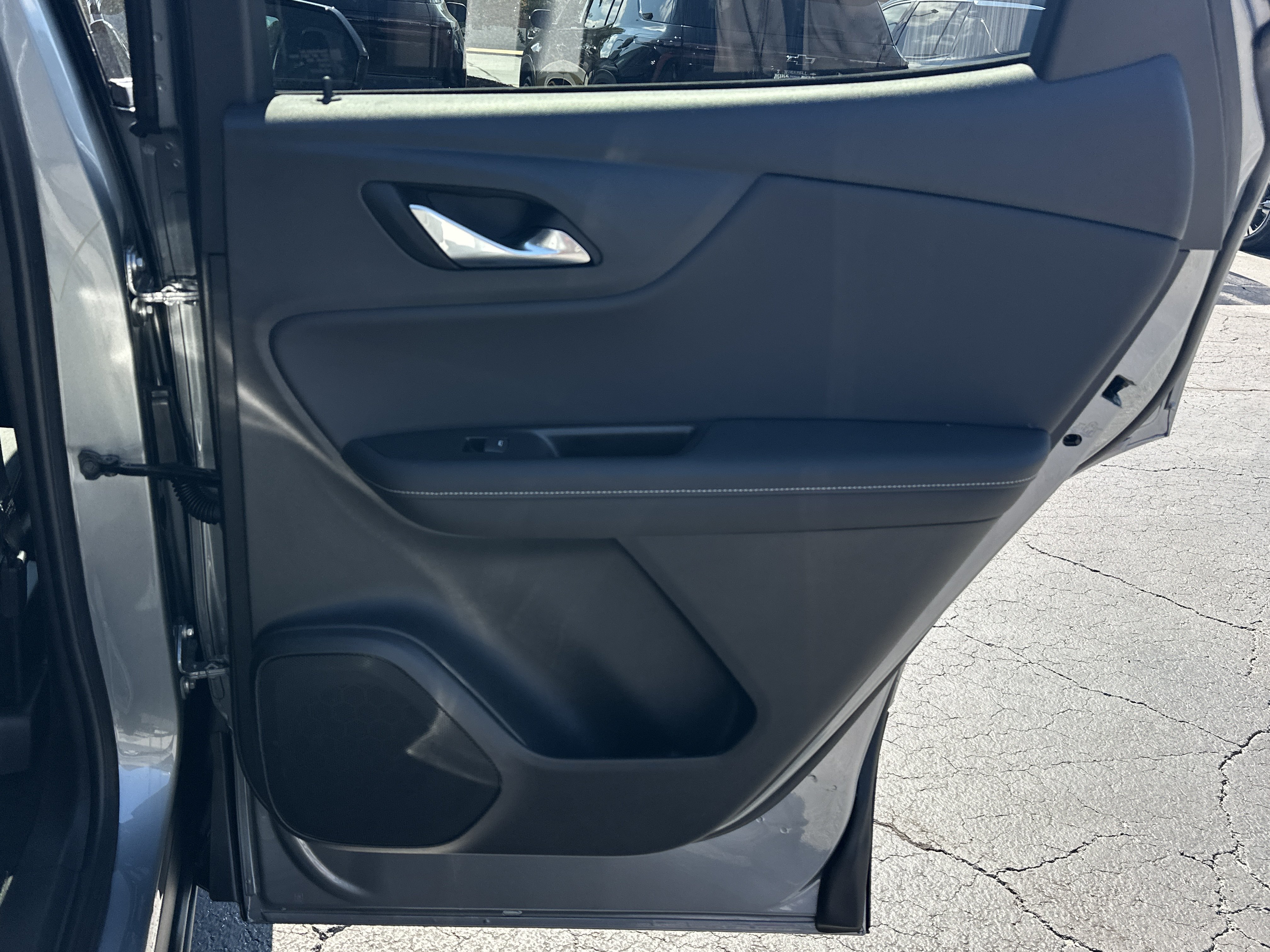 New 2026 Chevrolet Blazer LT w/ Convenience Package FWD image 17