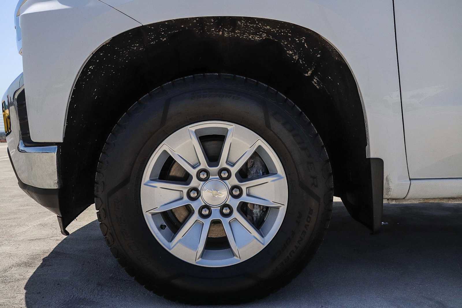 Used 2021 Chevrolet Silverado 1500 LT image 11