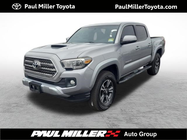 Used 2017 Toyota Tacoma TRD Sport w/ Exterior Package AWD/4WD 360° Tour