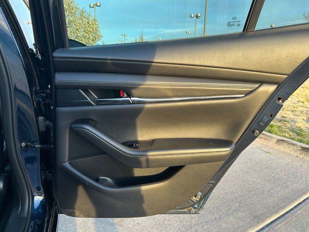 Used 2024 MAZDA MAZDA3 s image 28