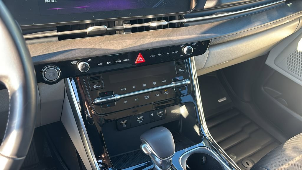 Used 2024 Kia Carnival SX image 20