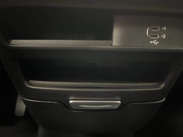 New 2026 Chrysler Pacifica Select image 23