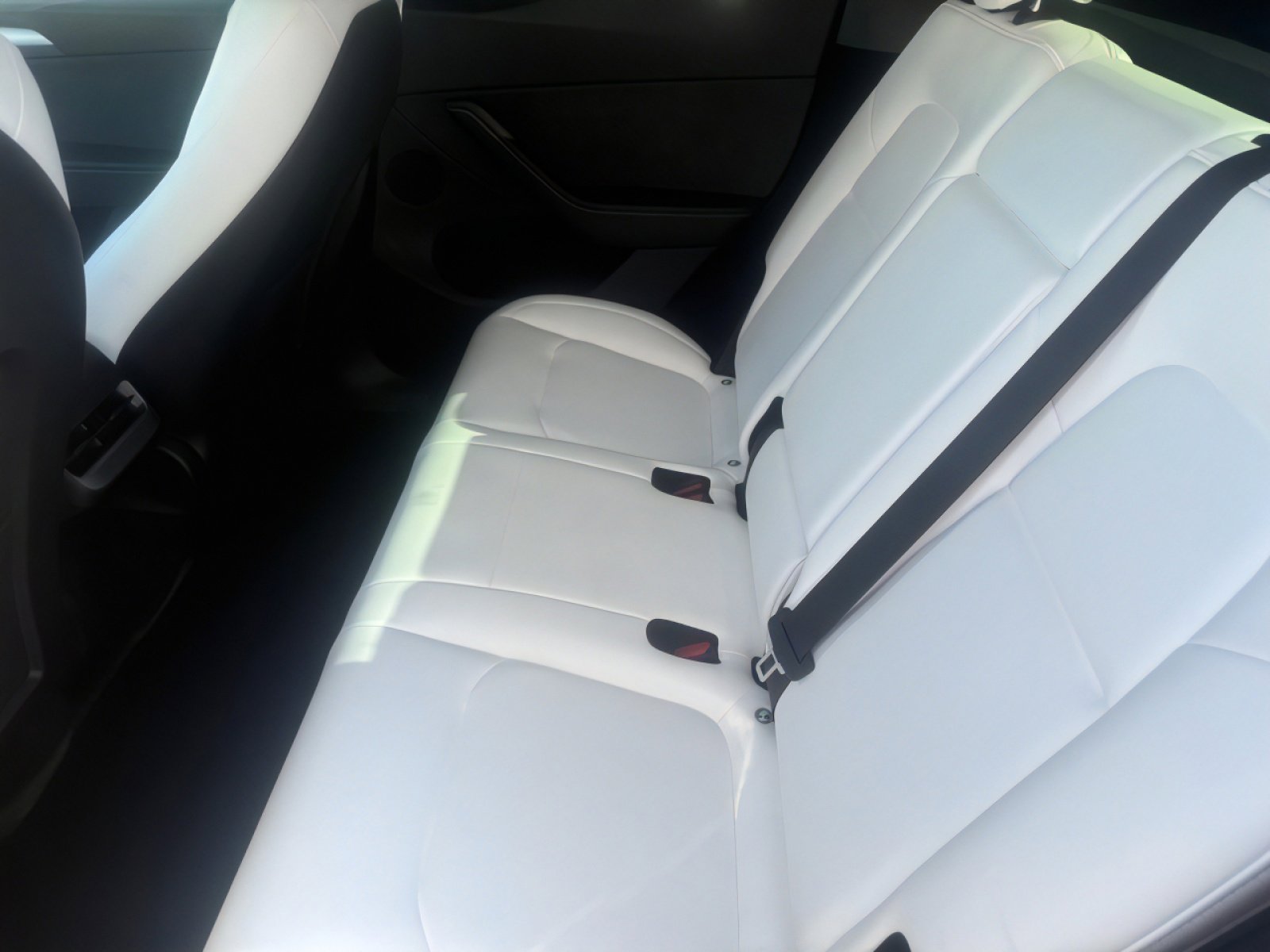 Used 2024 Tesla Model Y Performance image 14