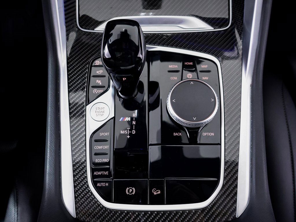 Used 2021 BMW X6 M50i image 19