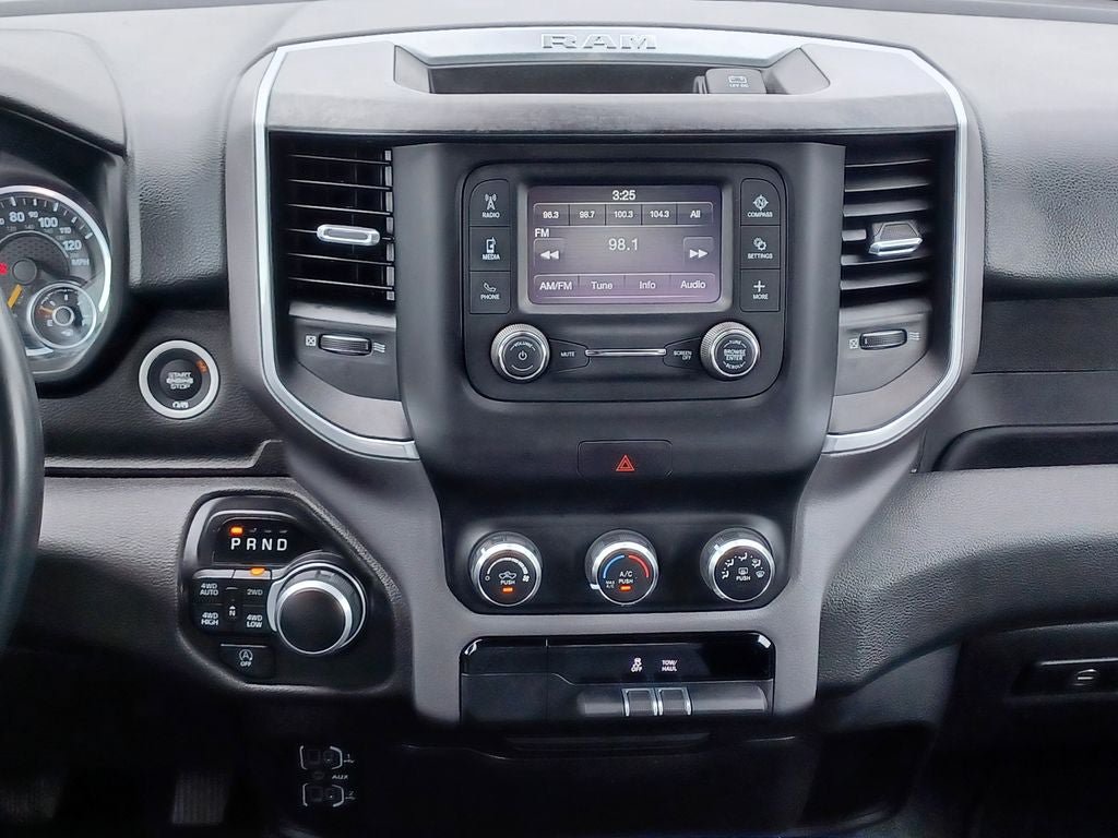 Used 2022 RAM 1500 Big Horn AWD/4WD image 28