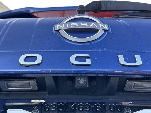 Used 2023 Nissan Rogue SV w/ SV Premium Package image 14