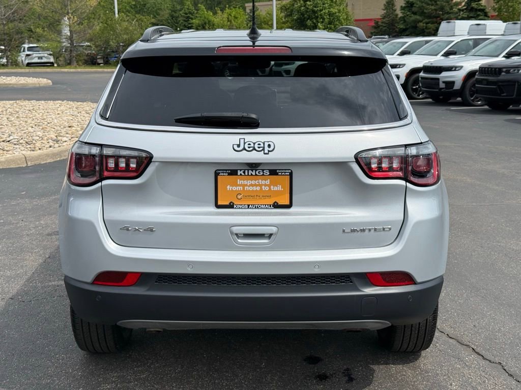 Used 2024 Jeep Compass Limited AWD/4WD image 4