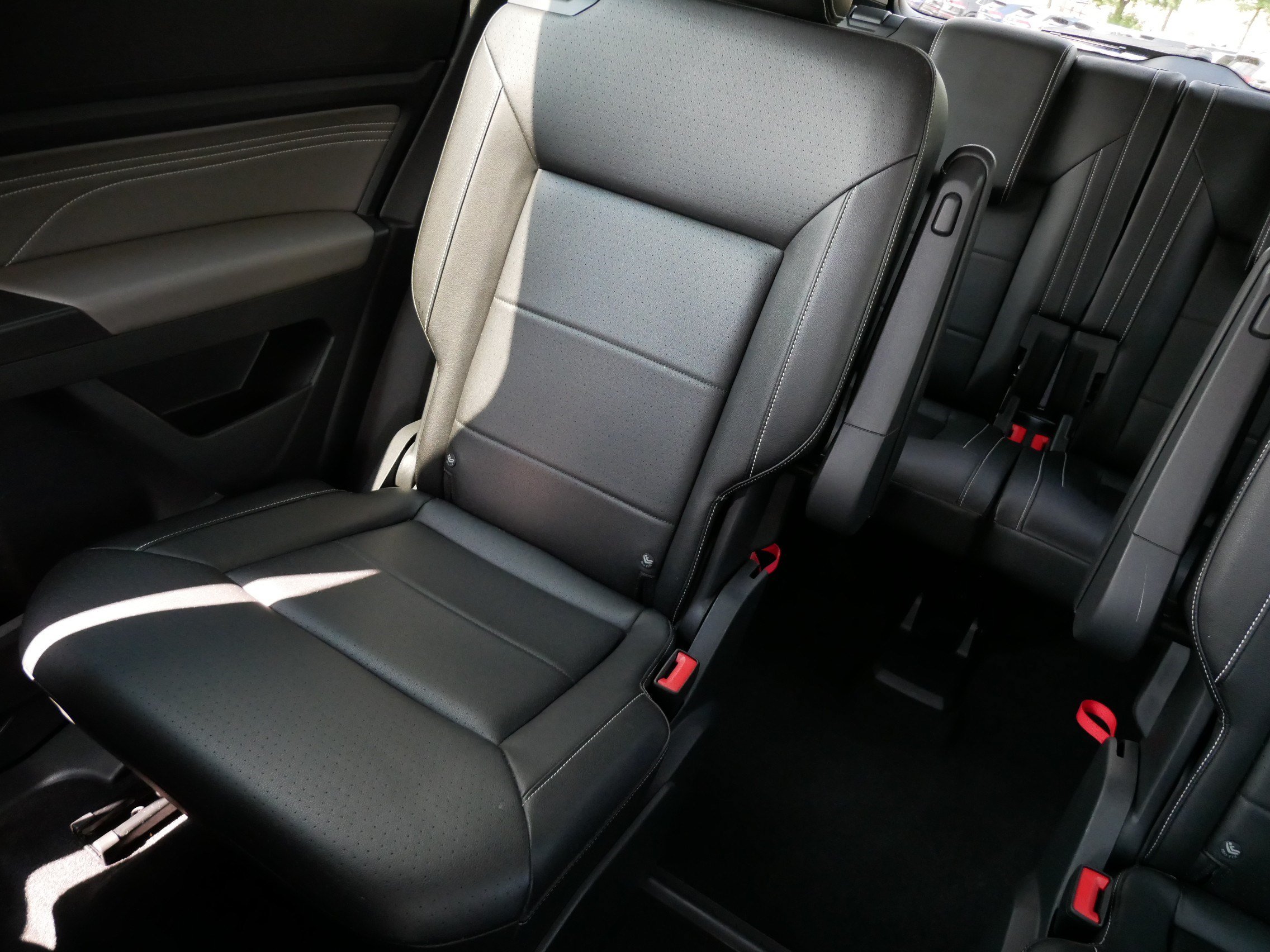 Certified 2023 Volkswagen Atlas SE AWD/4WD image 12