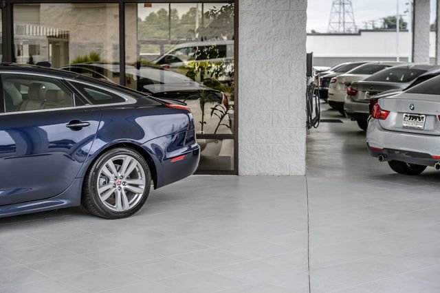 Used 2016 Jaguar XJ R-Sport AWD/4WD image 57