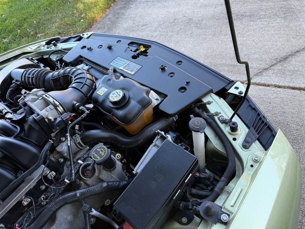 Used 2006 Ford Mustang GT RWD image 74