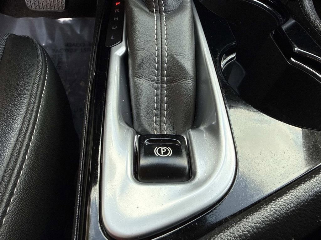 Used 2020 Buick Encore GX Select AWD/4WD image 36