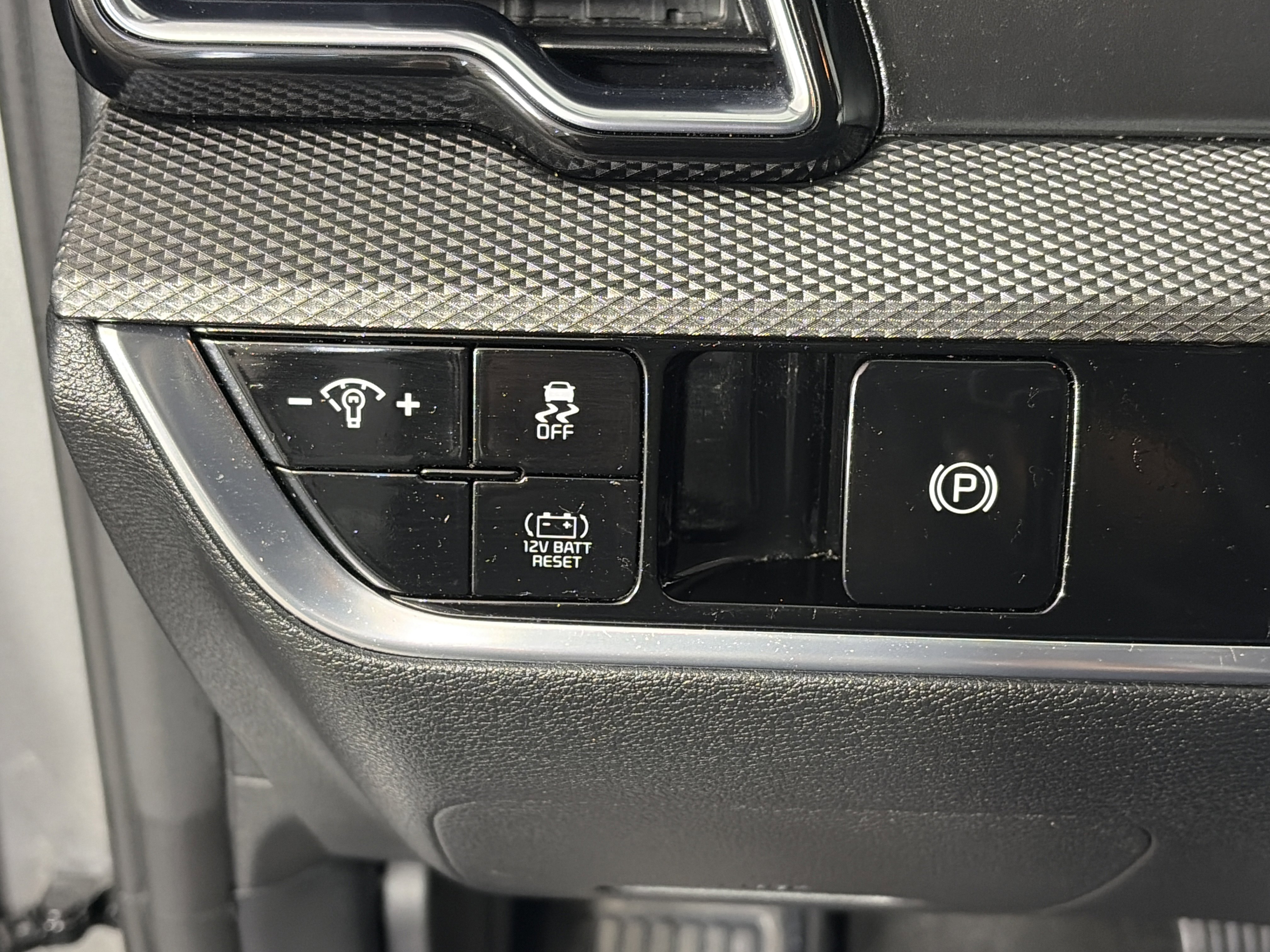 Certified 2023 Kia Sportage LX image 25