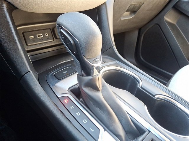 Used 2023 Chevrolet Equinox LT w/ Driver Convenience Package image 11