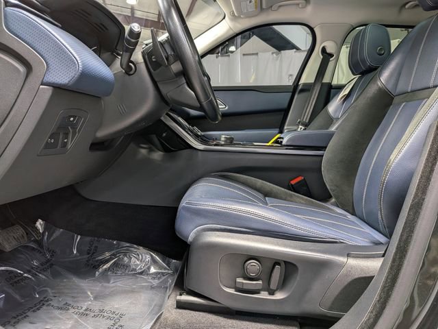 Used 2020 Land Rover Range Rover Velar S image 10