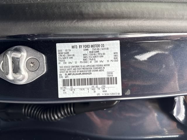 Certified 2024 Lincoln Nautilus Premier AWD/4WD image 32