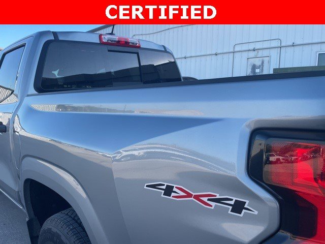 Used 2024 Chevrolet Colorado W/T image 12