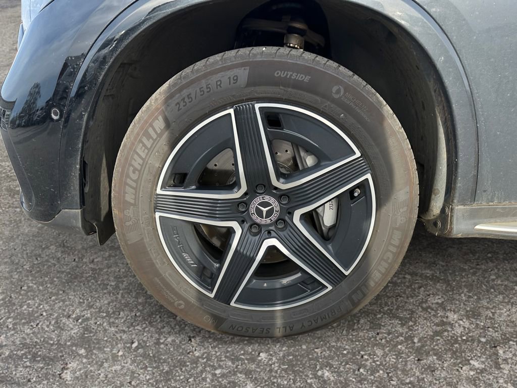 Used 2024 Mercedes-Benz GLC 300 image 8