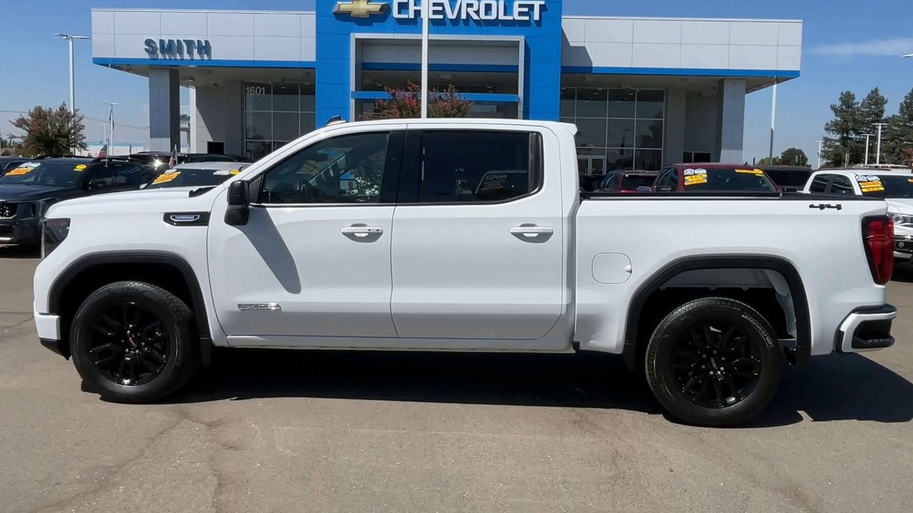 Used 2025 GMC Sierra 1500 Elevation AWD/4WD image 4