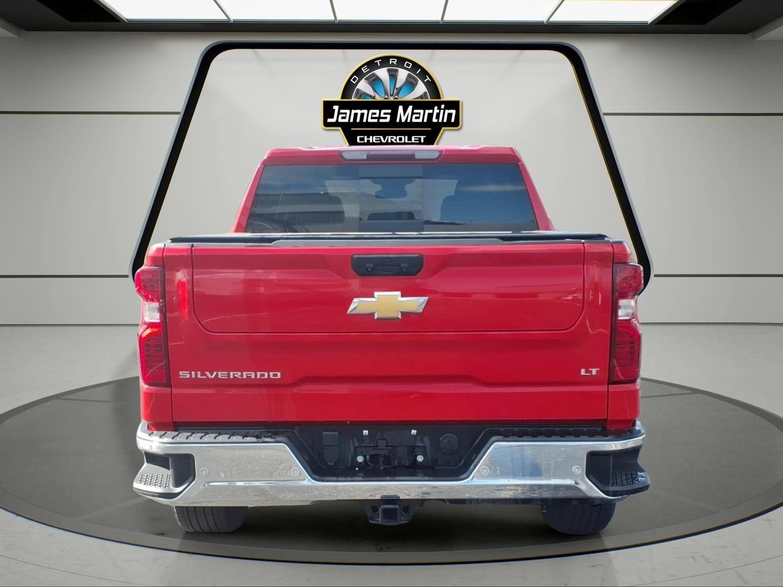 Certified 2024 Chevrolet Silverado 1500 LT w/ Safety Package AWD/4WD image 5