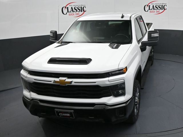 Used 2025 Chevrolet Silverado 2500 Custom w/ Custom Convenience Package AWD/4WD image 18