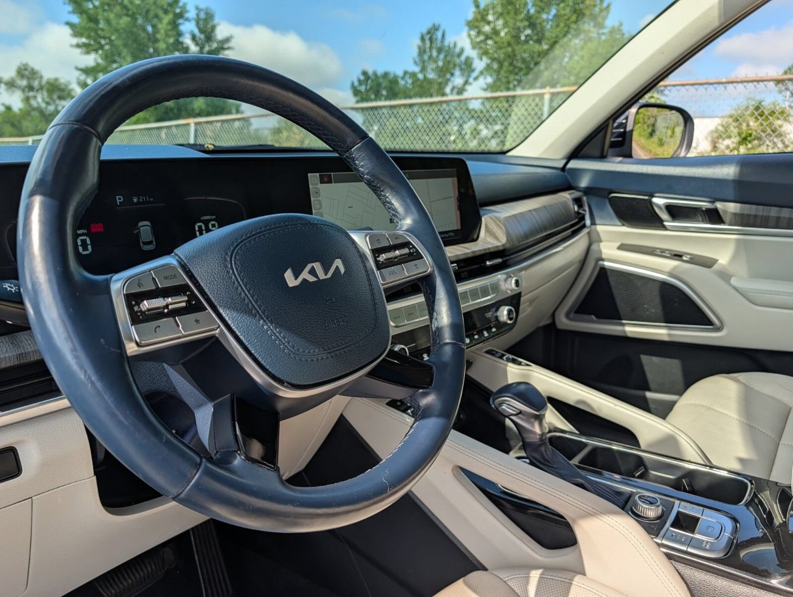 Used 2023 Kia Telluride EX AWD/4WD image 30