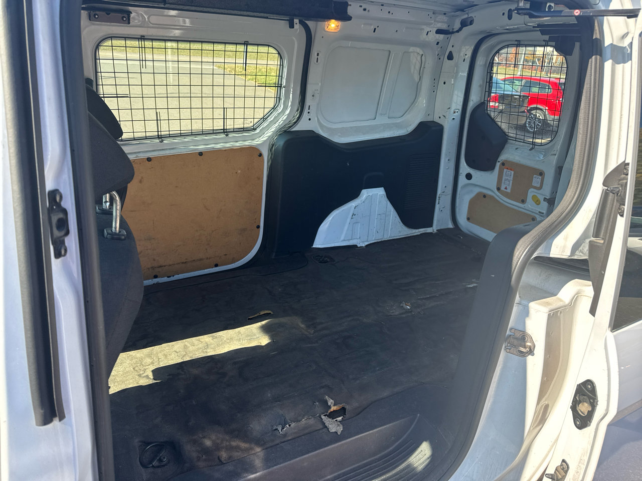 Used 2014 Ford Transit Connect XL image 11