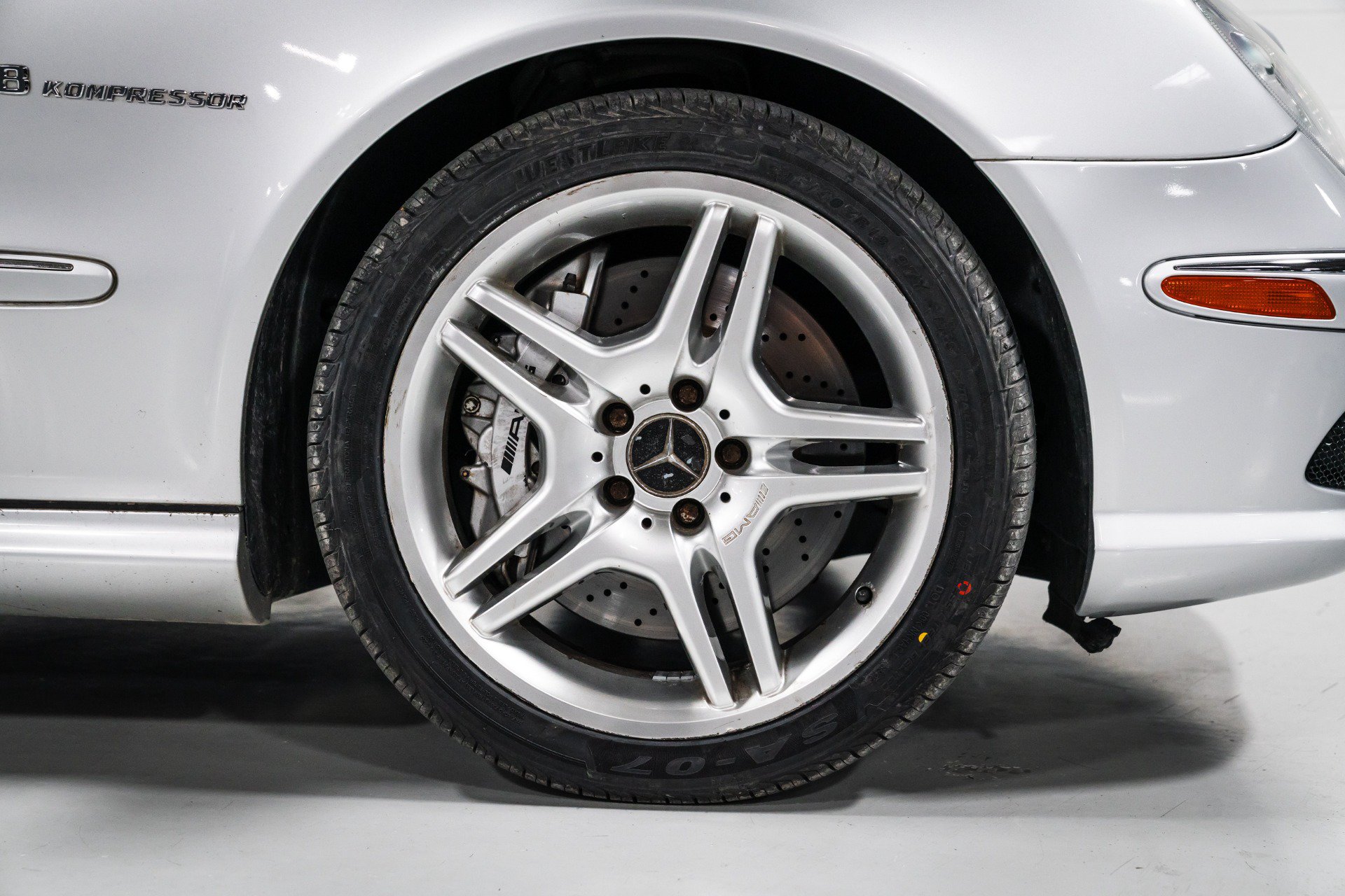 Used 2005 Mercedes-Benz E 55 AMG Sedan image 12