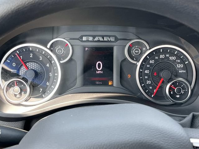 New 2025 RAM 2500 Big Horn AWD/4WD image 31