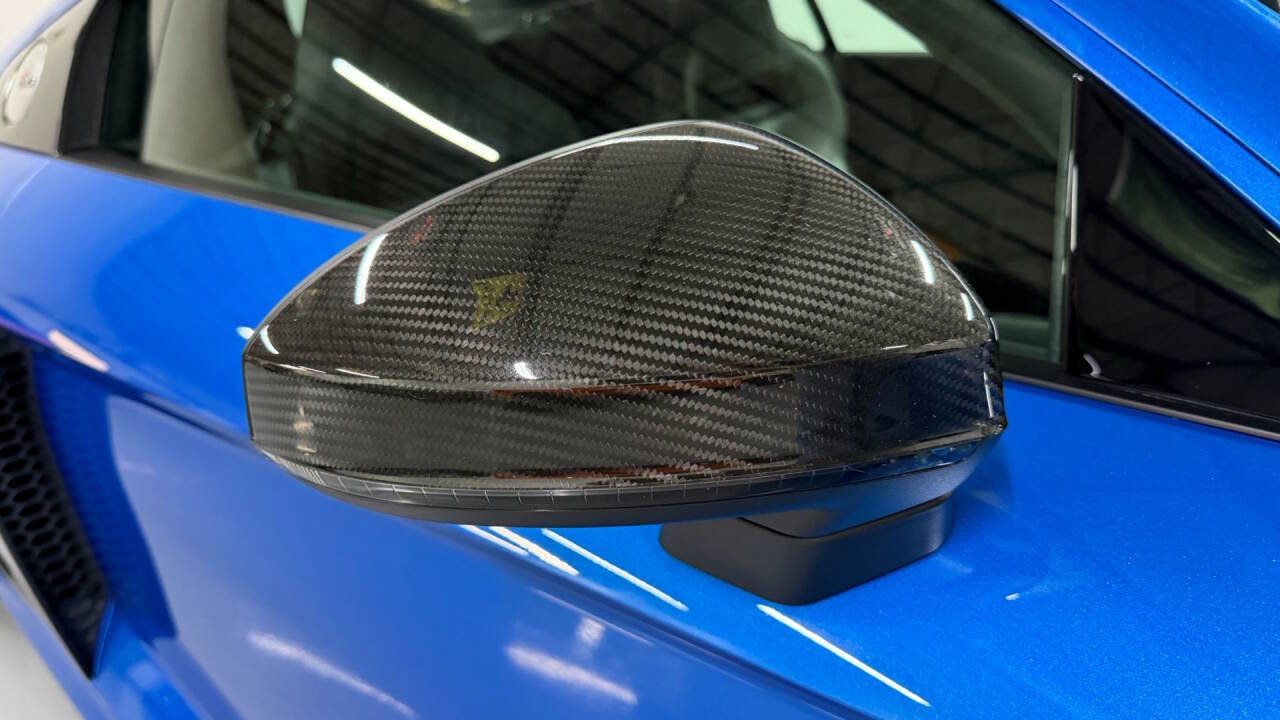 Used 2017 Audi R8 V10 plus w/ Full Leather Package image 7