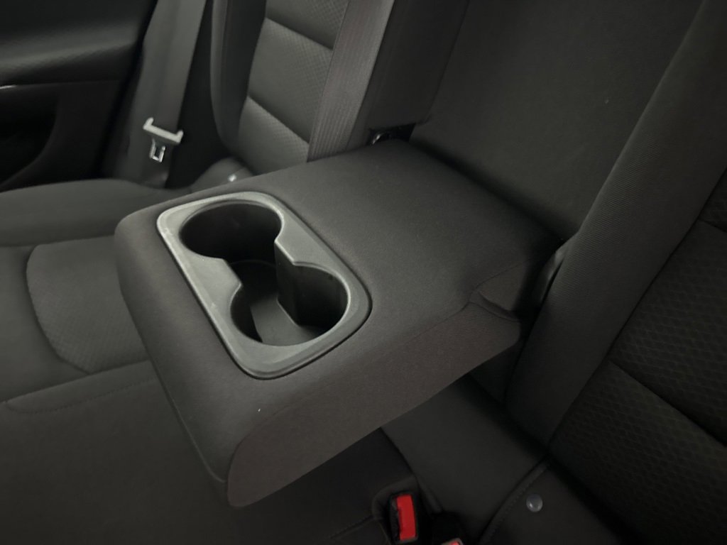 Used 2023 Chevrolet Malibu LT image 32