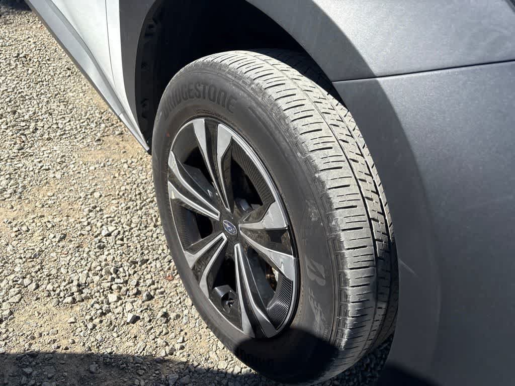 Used 2023 Subaru Solterra AWD image 3