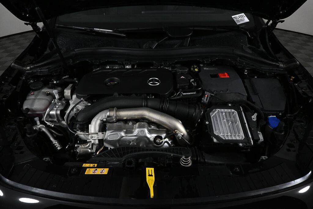 Certified 2026 Mercedes-Benz GLA 250 4MATIC image 32