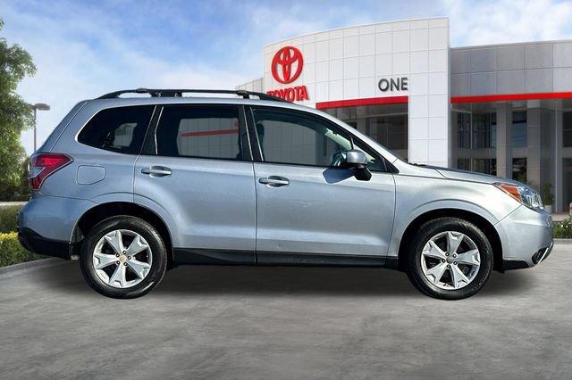 Used 2015 Subaru Forester 2.5i Premium w/ All-Weather Package AWD/4WD image 3