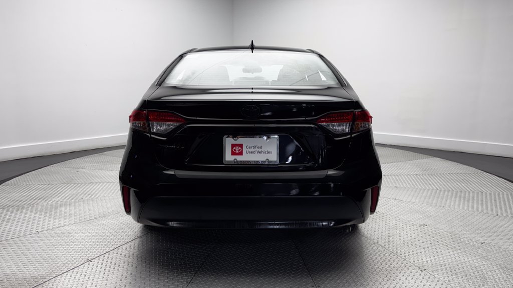 Certified 2026 Toyota Corolla LE FWD image 36