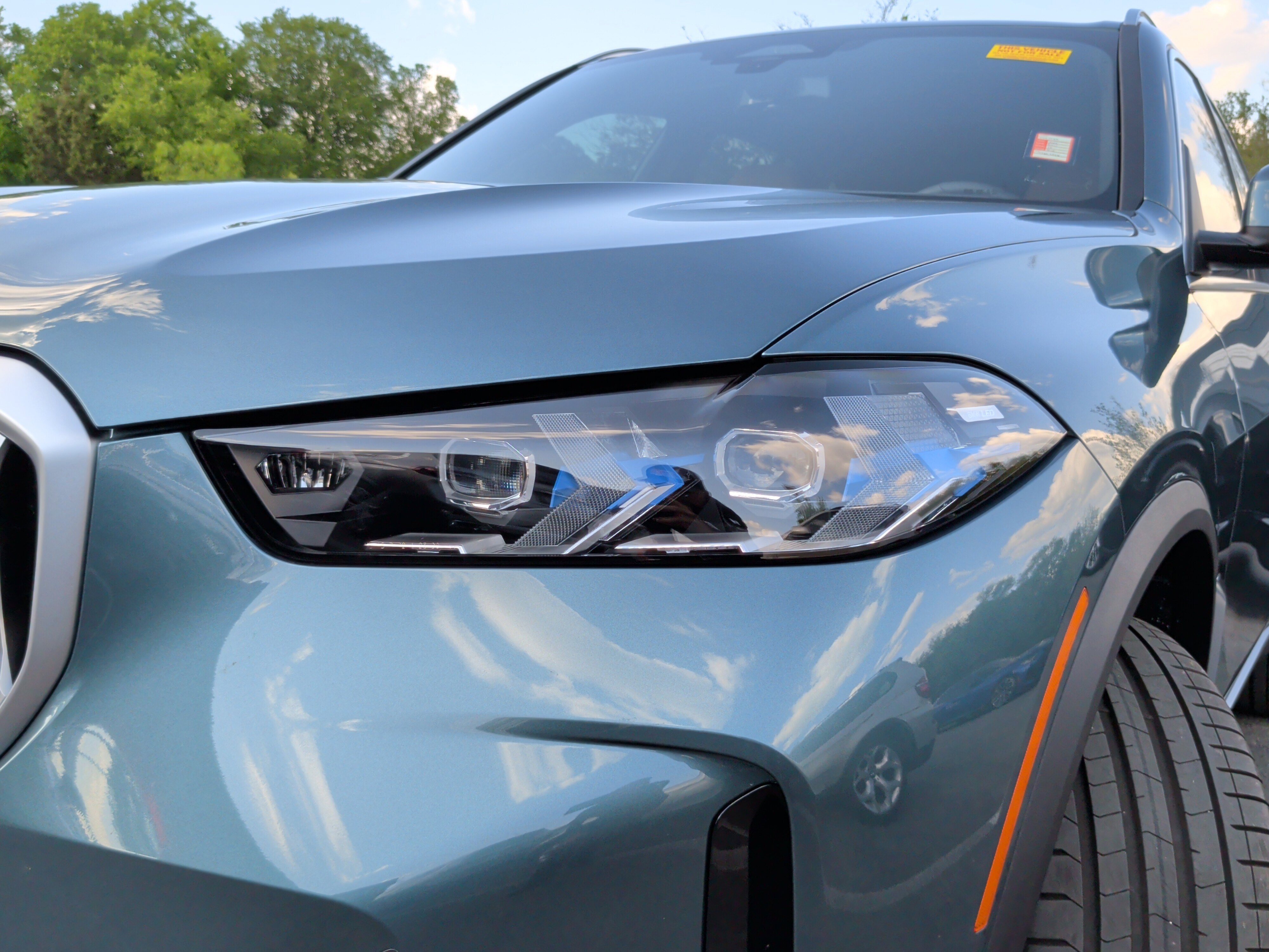 Used 2026 BMW X5 xDrive40i w/ Climate Comfort Package image 3